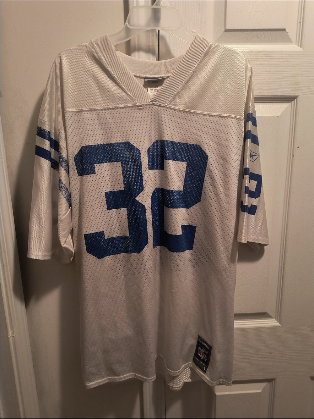 Indianapolis Colts HOF running back Edrian James road #32 Men's size Large.